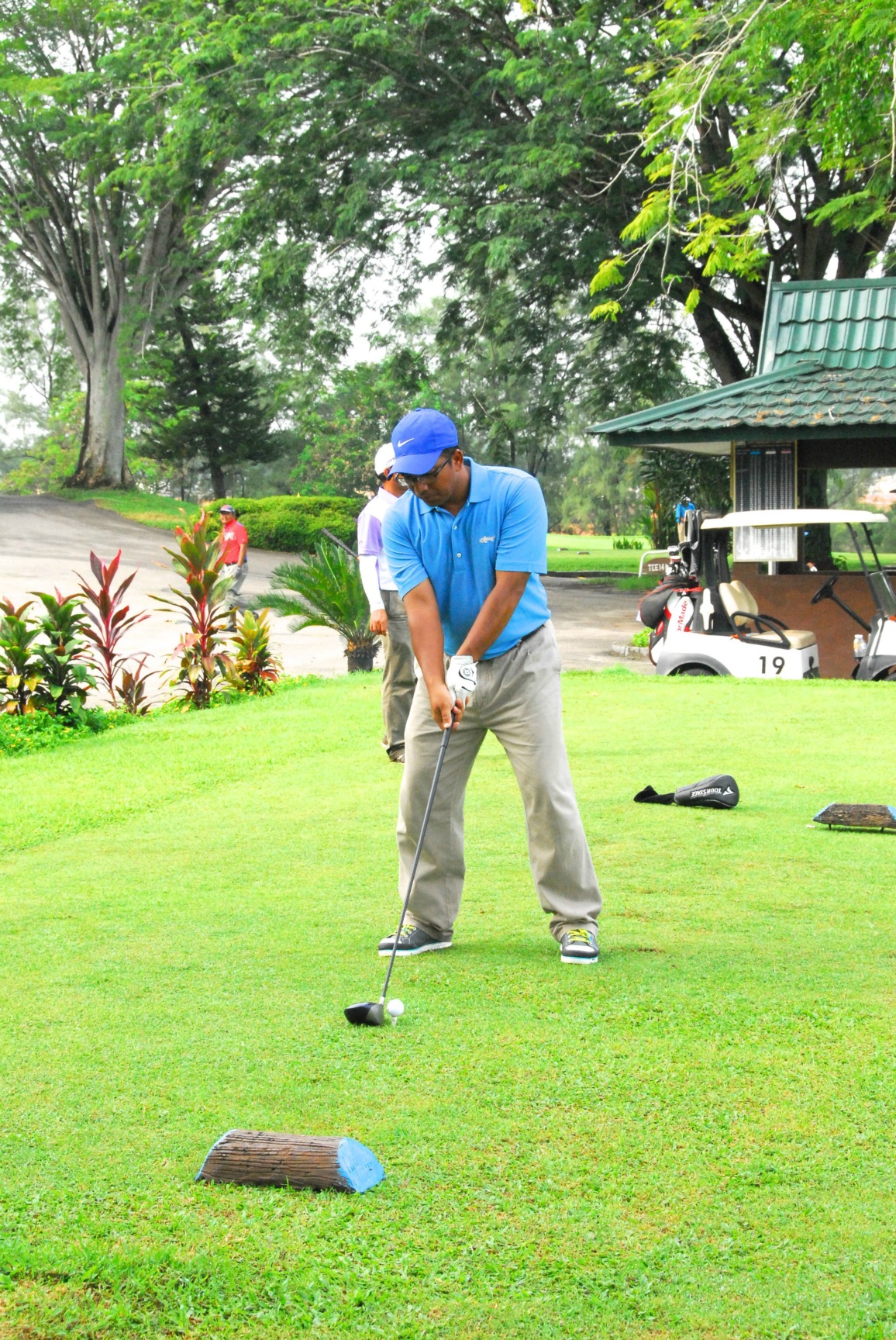 PRO15 157 GOLF DSC 0304.JPG